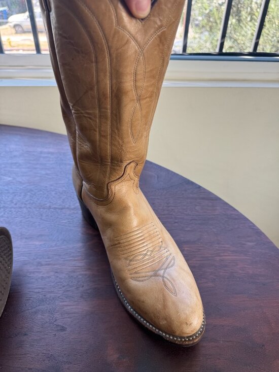 Vintage J. Chisholm USA Made Tan Leather Cowboy Boots – Men’s 11D